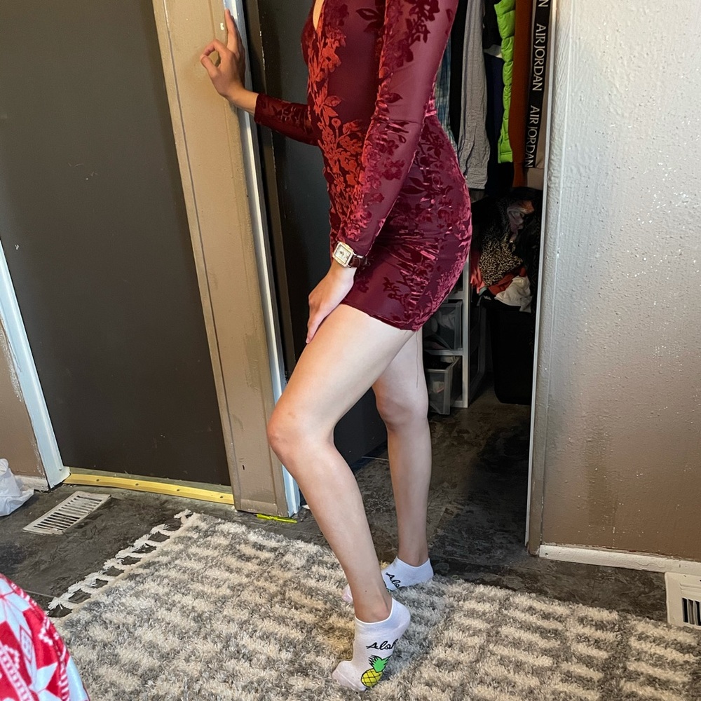Dress - Picture 2 of 3